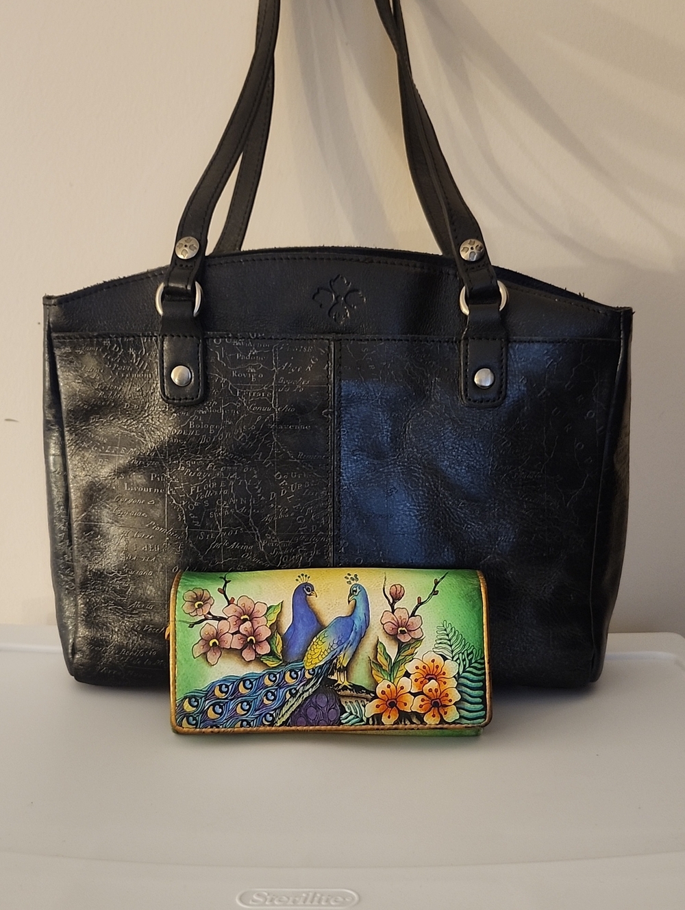 Patricia Nash Tote w/Free Anuschka Wallet